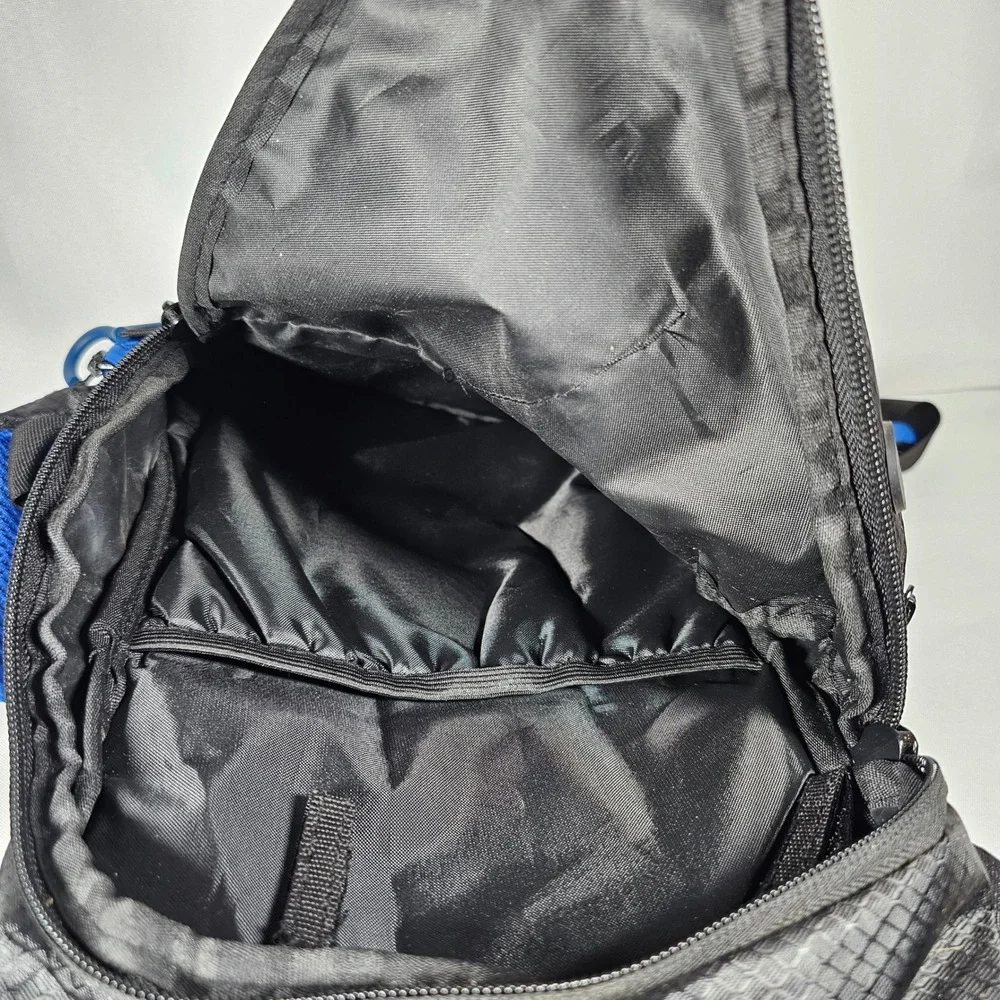 Innerfit Black and Blue Backpack Hiking Daypack Travel Bag Camel Pack No Bladder
